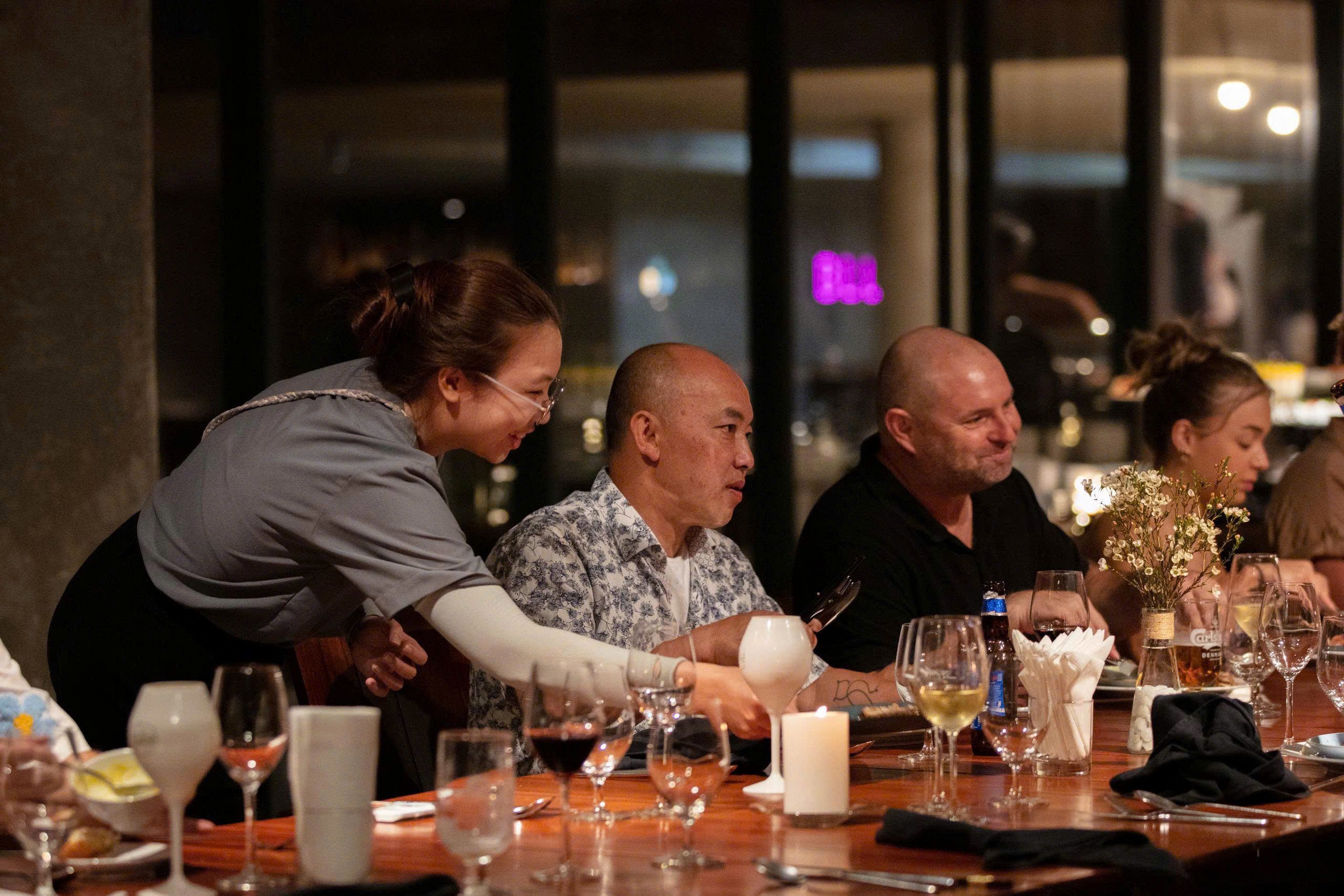 Tiệc thân mật - Image 6